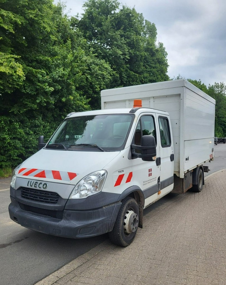 Iveco Inny Iveco Iveco 70C15 Wywrotka 3-strony Doka Dokka 6-osob 2013 - Малотоннажный самосвал: фото 1 Iveco Inny Iveco Iveco 70C15 Wywrotka 3-strony Doka Dokka 6-osob 2013 - Малотоннажный самосвал: фото 1