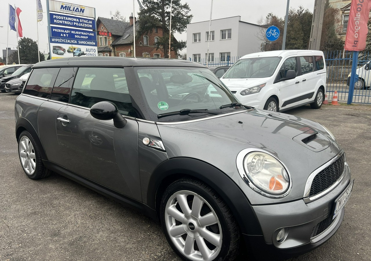 MINI Clubman I Mini 1,6-174KM Clubman S Bogate wyposażenie 95706 km 2009 - Легковой автомобиль: фото 1 MINI Clubman I Mini 1,6-174KM Clubman S Bogate wyposażenie 95706 km 2009 - Легковой автомобиль: фото 1