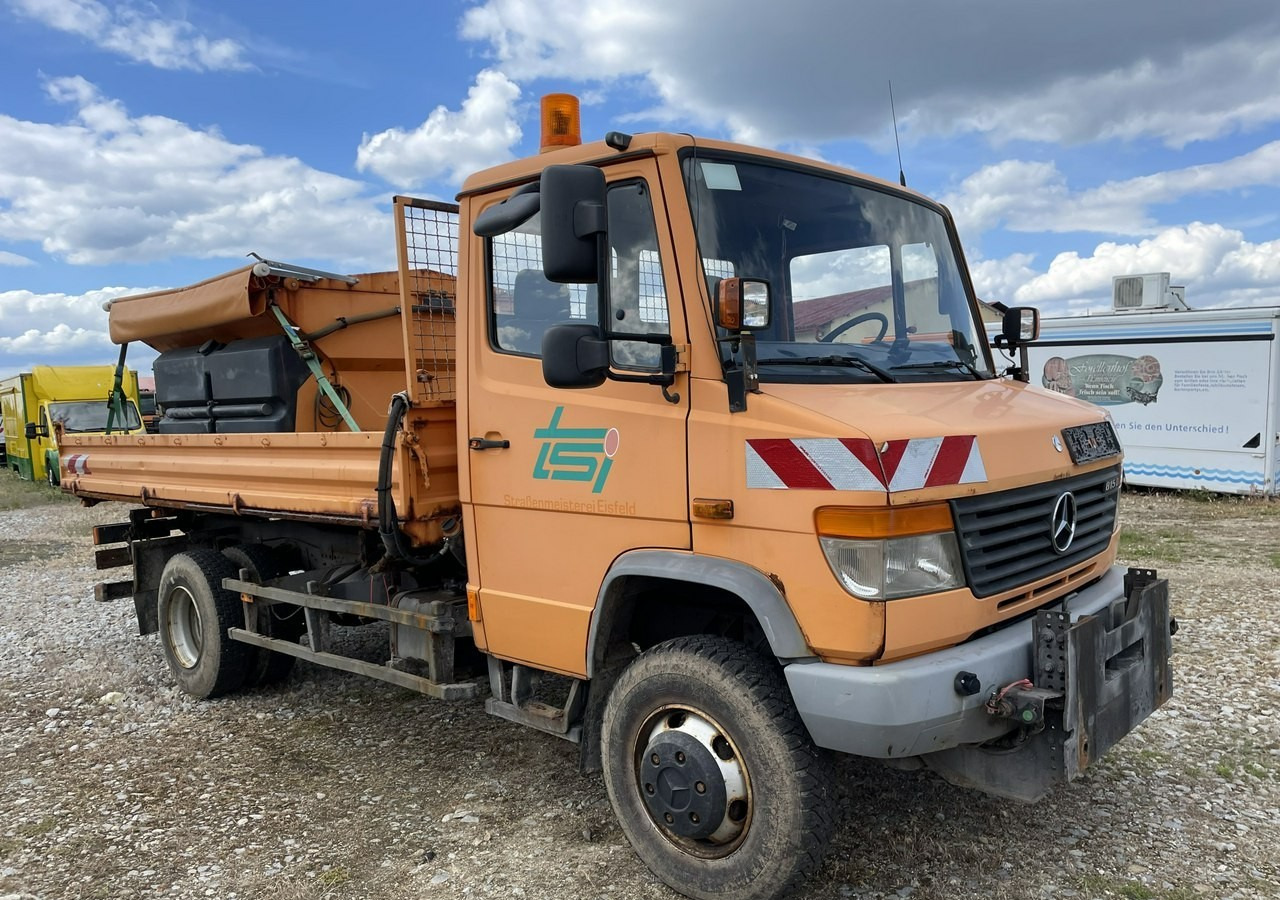 Mercedes-Benz Inny Mercedes-Benz Mercedes Vario 815 Wywrotka 4X4 2004 - Снегоуборочная машина: фото 2 Mercedes-Benz Inny Mercedes-Benz Mercedes Vario 815 Wywrotka 4X4 2004 - Снегоуборочная машина: фото 2