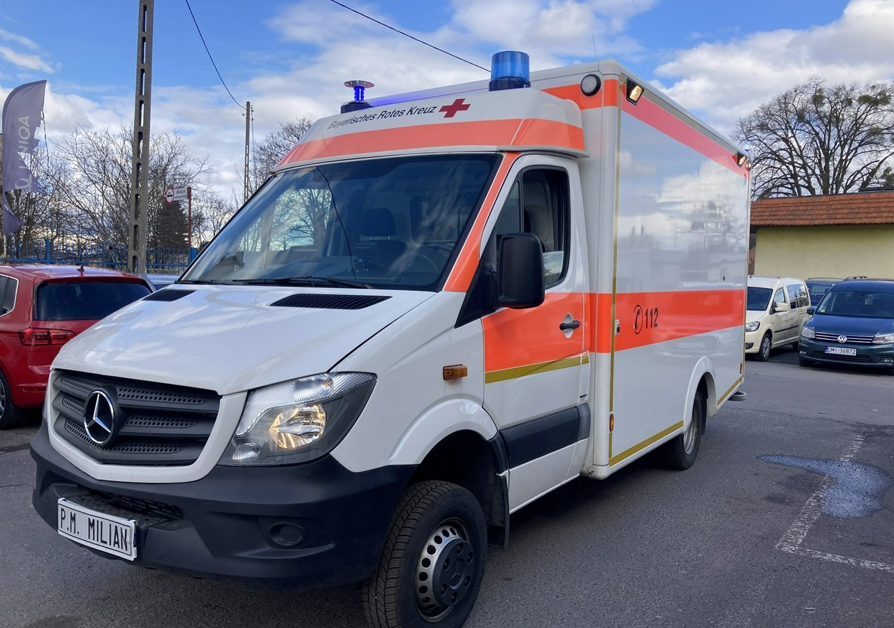 Mercedes-Benz Sprinter Sprinter 519 Karetka 4X4 Ambulans MODEL 2017 - Машина скорой помощи: фото 3 Mercedes-Benz Sprinter Sprinter 519 Karetka 4X4 Ambulans MODEL 2017 - Машина скорой помощи: фото 3