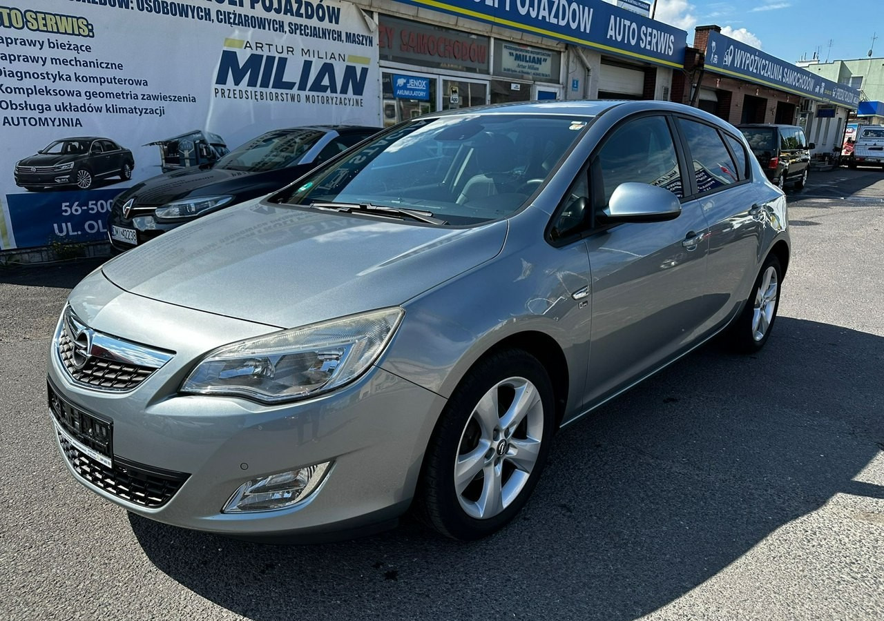 Opel Astra H Opel Astra 1.4-140KM Nowy silnik świeżo sprowadzony 2012 - Хэтчбек: фото 1 Opel Astra H Opel Astra 1.4-140KM Nowy silnik świeżo sprowadzony 2012 - Хэтчбек: фото 1