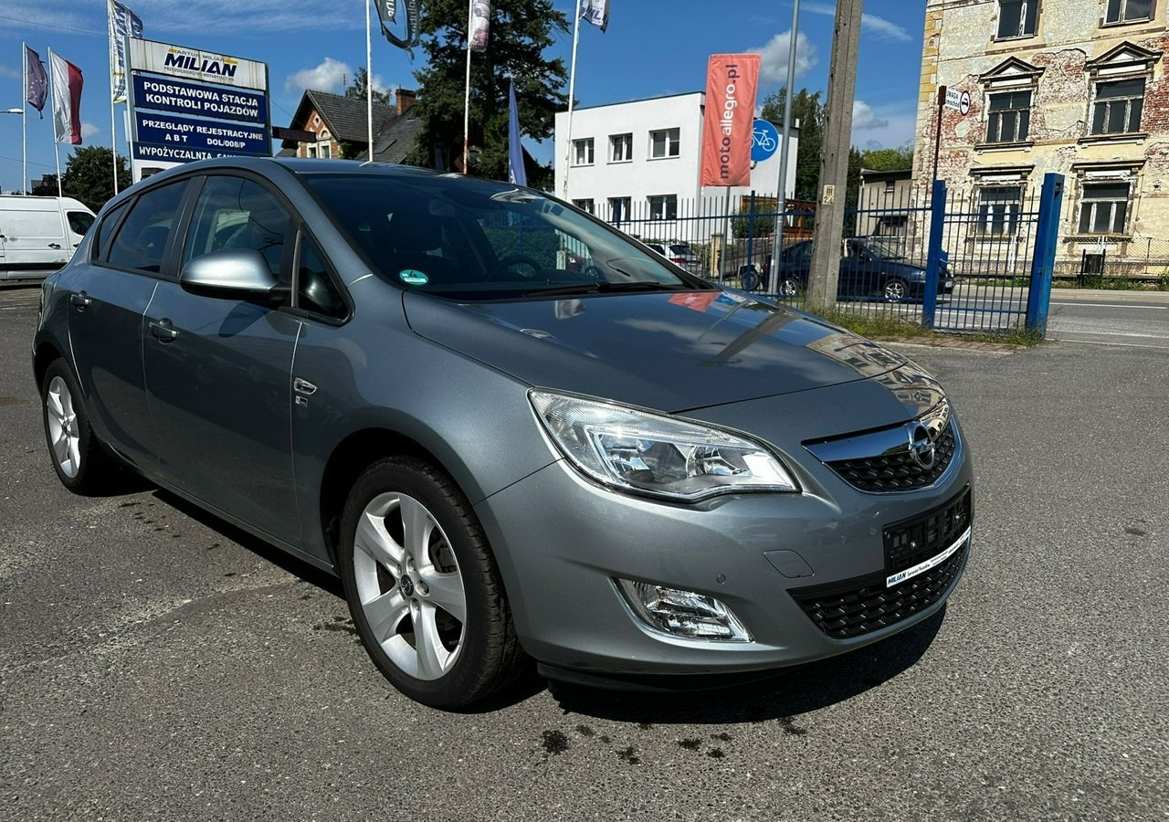Opel Astra H Opel Astra 1.4-140KM Nowy silnik świeżo sprowadzony 2012 - Хэтчбек: фото 2 Opel Astra H Opel Astra 1.4-140KM Nowy silnik świeżo sprowadzony 2012 - Хэтчбек: фото 2