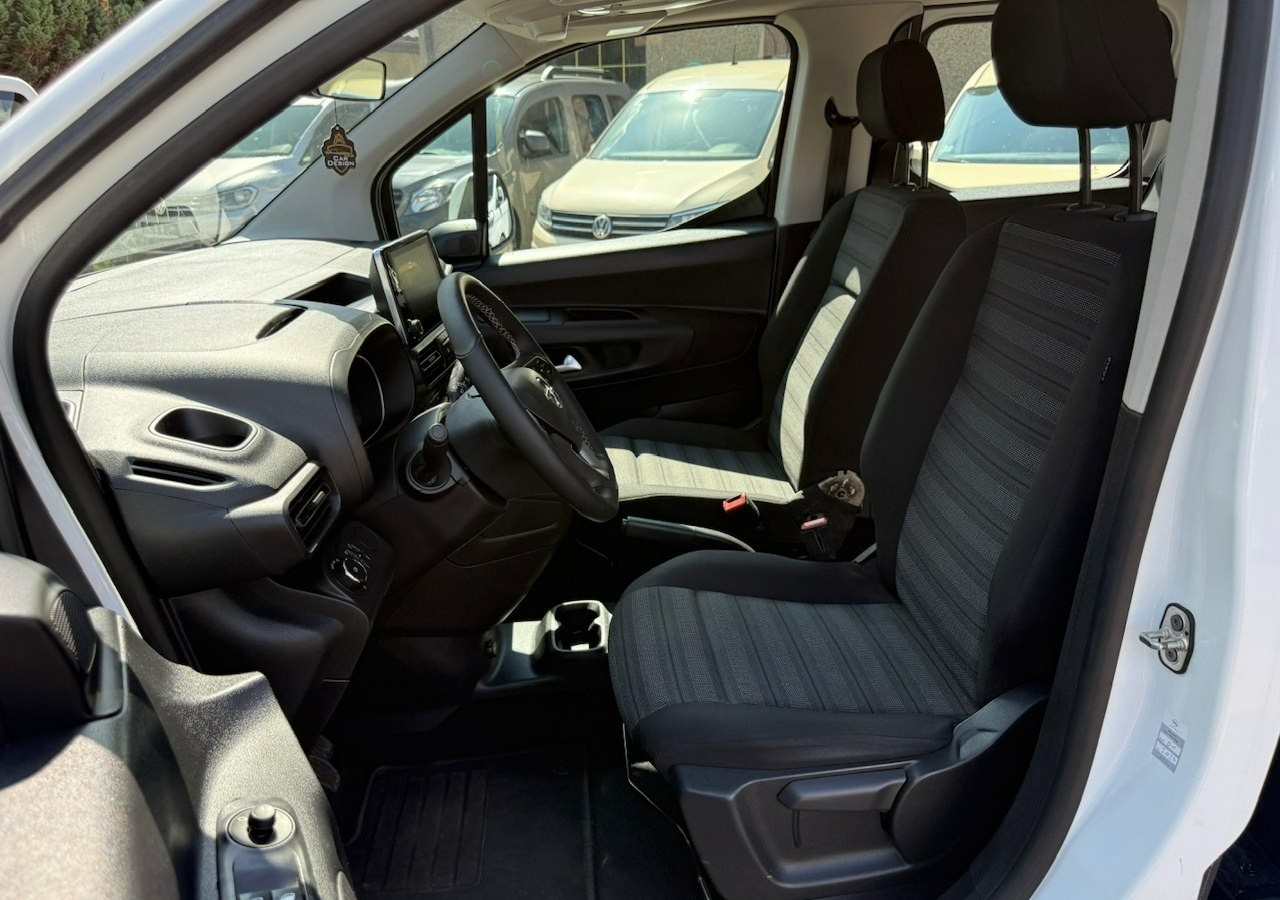 Легковой автомобиль Opel Combo IV Combo Life Combo do przewozu Niepełnosprawnych inwalida rampa Model 2021: фото 14