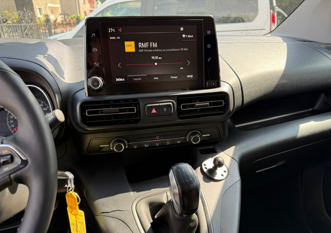 Легковой автомобиль Opel Combo IV Combo Life Combo do przewozu Niepełnosprawnych inwalida rampa Model 2021: фото 19