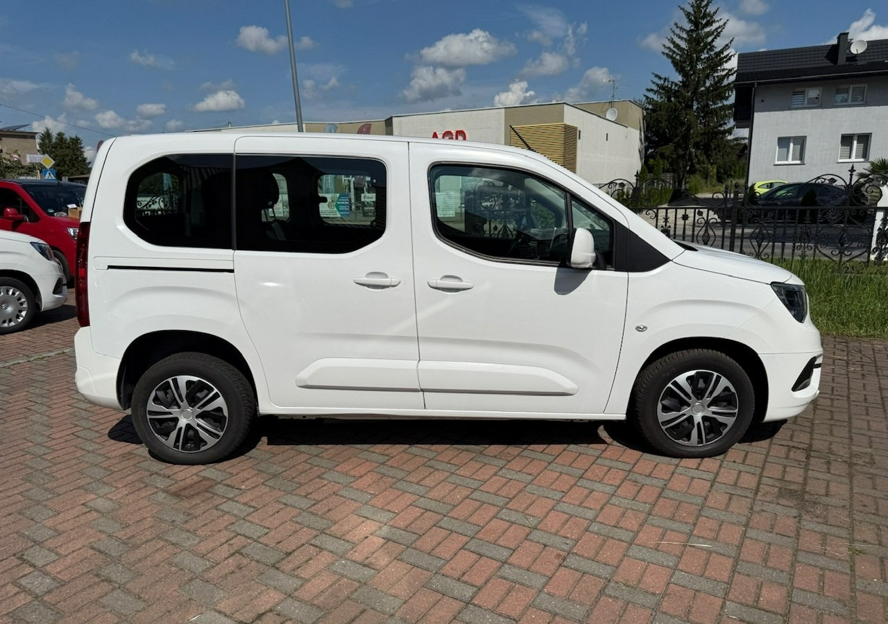 Легковой автомобиль Opel Combo IV Combo Life Combo do przewozu Niepełnosprawnych inwalida rampa Model 2021: фото 7