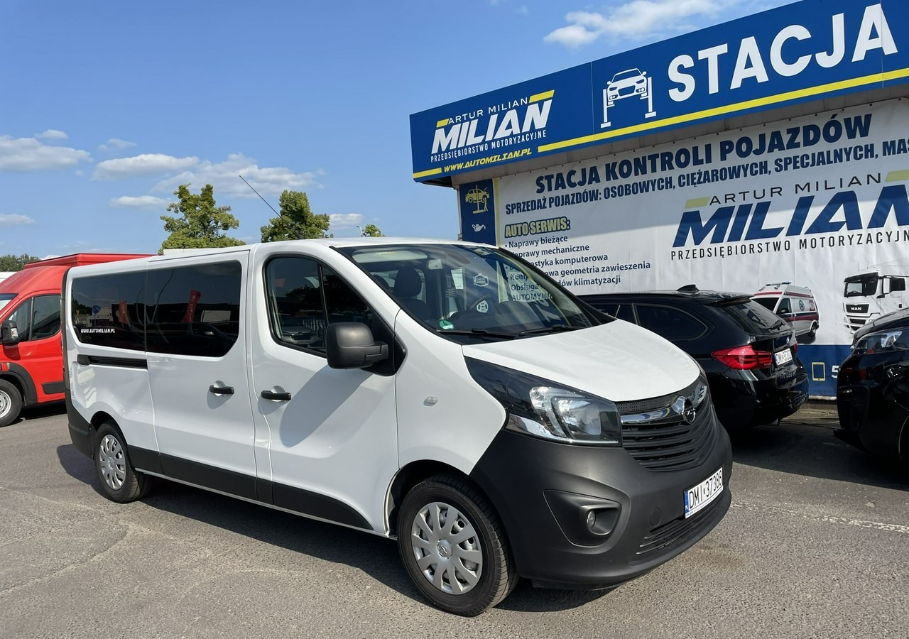 Opel Vivaro III Vivaro L2H1 LONG 1.6CDTI 121KM 2xKLIMA 9-osobowy 2019 Bezwypadkowy - Легковой автомобиль: фото 1 Opel Vivaro III Vivaro L2H1 LONG 1.6CDTI 121KM 2xKLIMA 9-osobowy 2019 Bezwypadkowy - Легковой автомобиль: фото 1