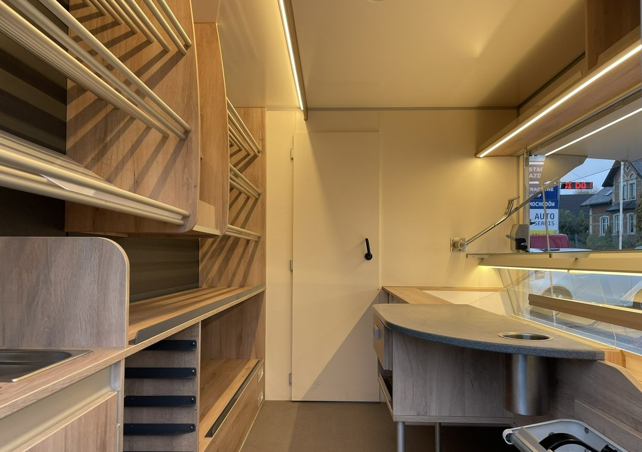 Renault Master Autosklep piec Sklep Gastronomiczny Food Truck Foodtruck bar Borco20 - Торговый грузовик: фото 3 Renault Master Autosklep piec Sklep Gastronomiczny Food Truck Foodtruck bar Borco20 - Торговый грузовик: фото 3
