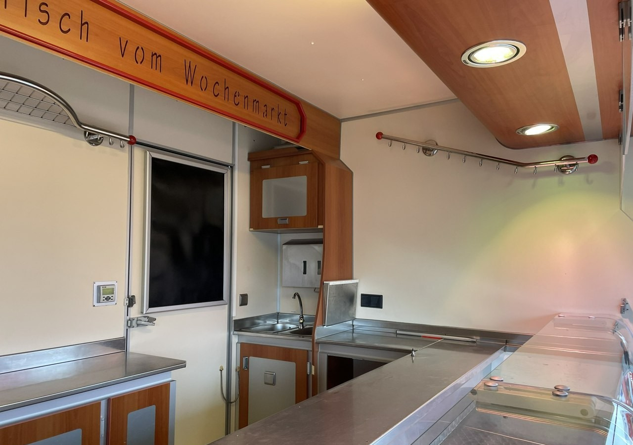 Renault Master Autosklep wędl Gastronomiczny Food Truck Foodtruck Sklep Klima Borc - Торговый грузовик: фото 3 Renault Master Autosklep wędl Gastronomiczny Food Truck Foodtruck Sklep Klima Borc - Торговый грузовик: фото 3