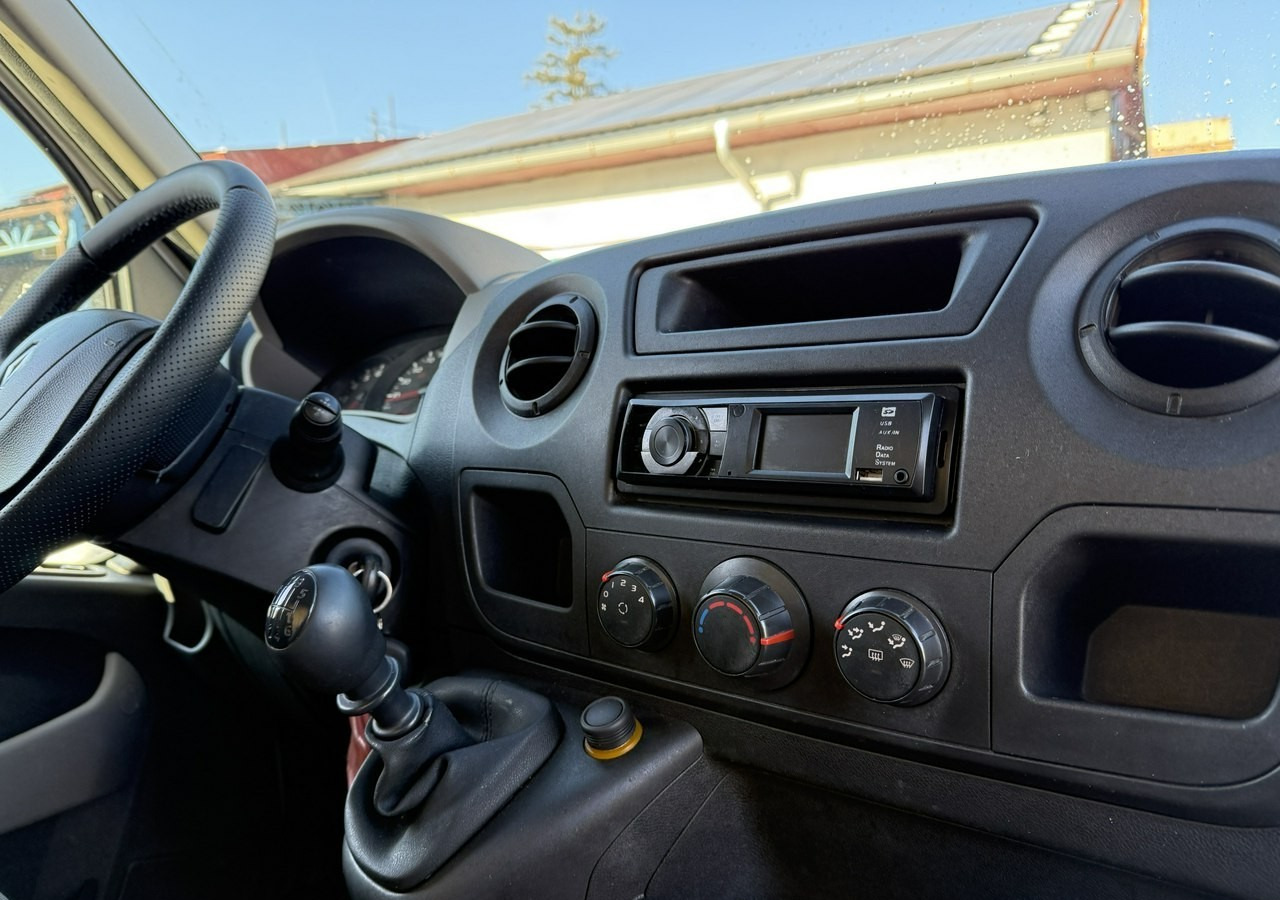 Торговый грузовик Renault Master Autosklep wędlin Gastronomiczny Food Truck Foodtruck Sklep Borco 201: фото 20 Торговый грузовик Renault Master Autosklep wędlin Gastronomiczny Food Truck Foodtruck Sklep Borco 201: фото 20