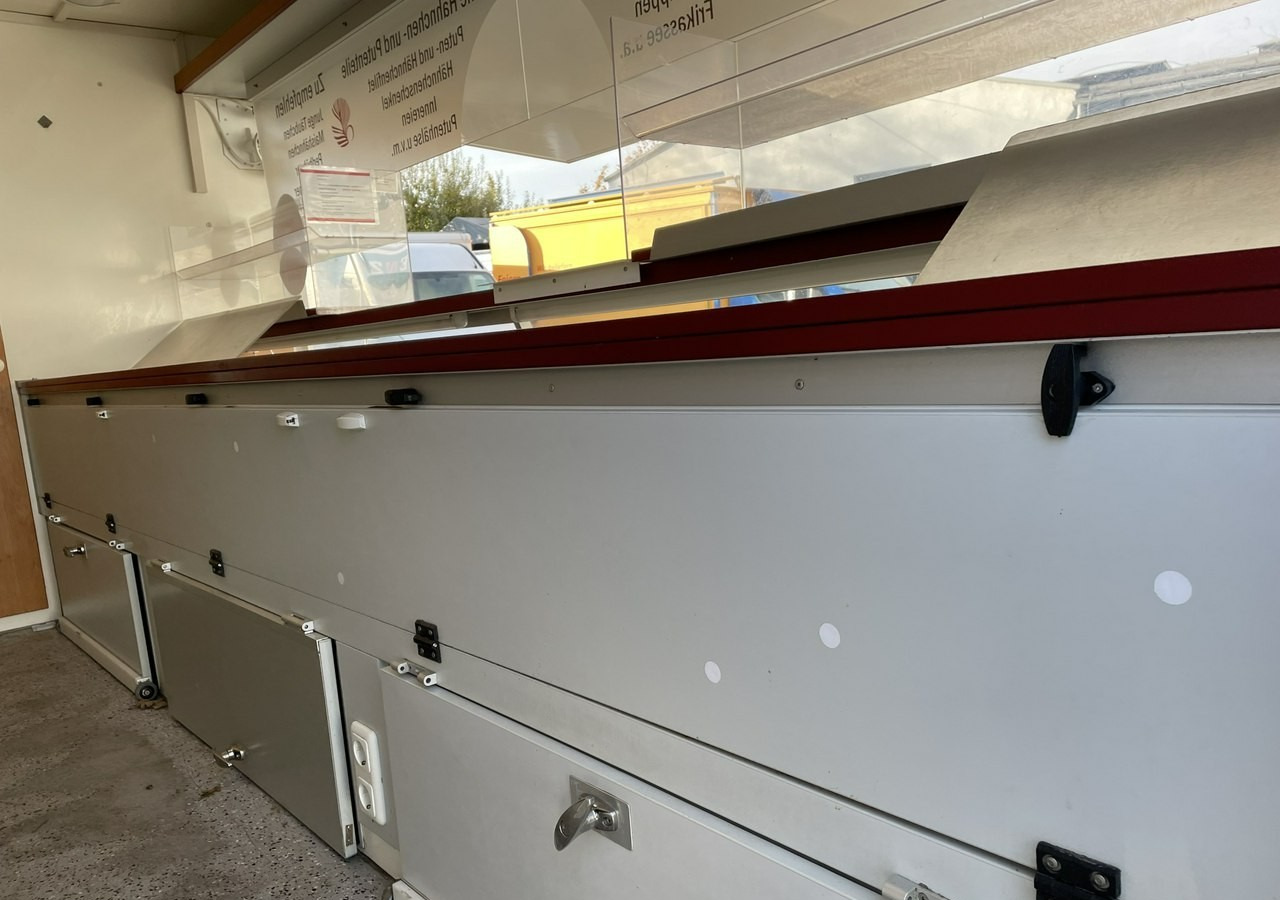 Renault Master Master Autosklep Gastronomiczny Food Truck Foodtruck Sklep bar 2009 - Торговый грузовик: фото 5 Renault Master Master Autosklep Gastronomiczny Food Truck Foodtruck Sklep bar 2009 - Торговый грузовик: фото 5