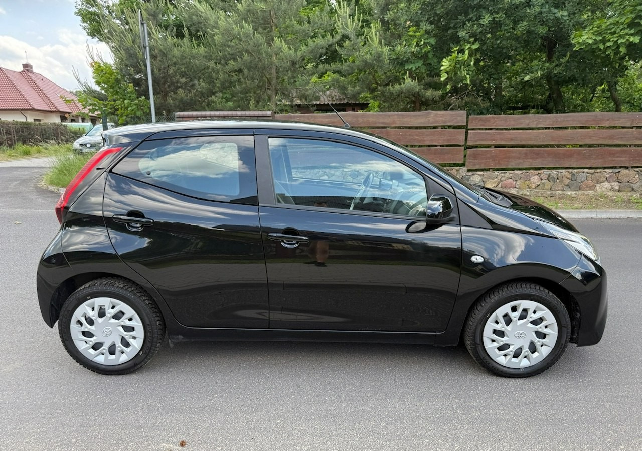Toyota Aygo II Toyota Aygo 1.0-16V Klima Salon PL 24651km Model 2021 - Хэтчбек: фото 5 Toyota Aygo II Toyota Aygo 1.0-16V Klima Salon PL 24651km Model 2021 - Хэтчбек: фото 5