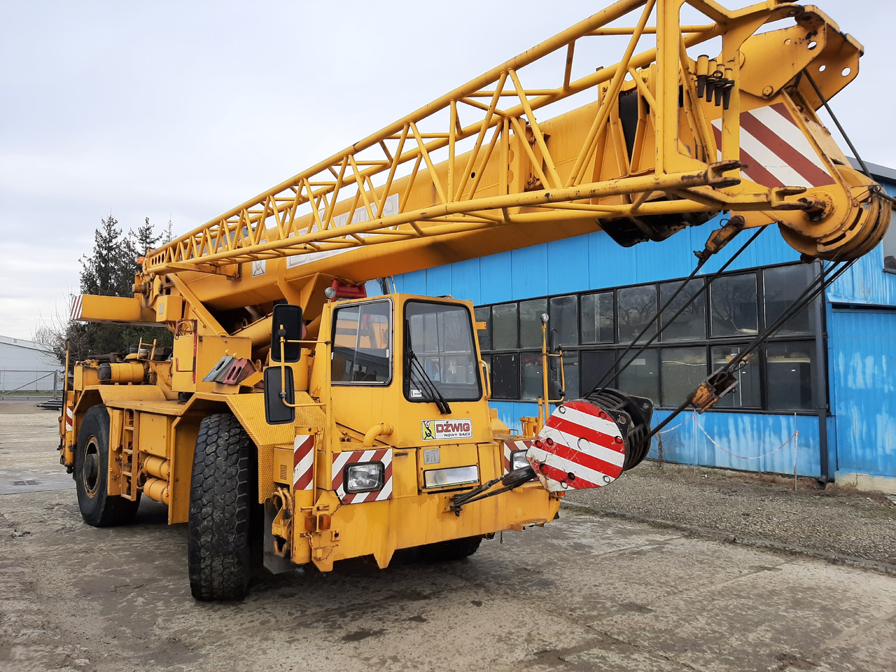 LIEBHERR LTM 1030 - Строительная техника: фото 1 LIEBHERR LTM 1030 - Строительная техника: фото 1