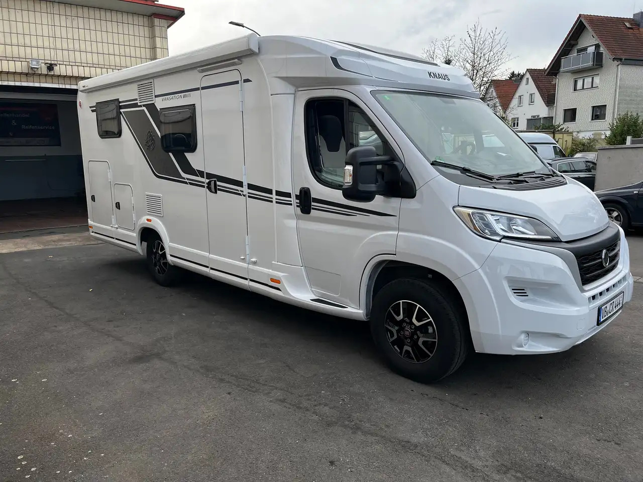 Knaus VAN TI 650 MEG VANSATION - Полуинтегрированный автодом: фото 1 Knaus VAN TI 650 MEG VANSATION - Полуинтегрированный автодом: фото 1