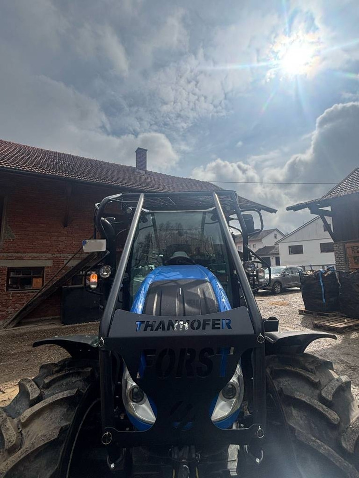 New Holland T5.110 AutoCommand - Лесной трактор: фото 3 New Holland T5.110 AutoCommand - Лесной трактор: фото 3