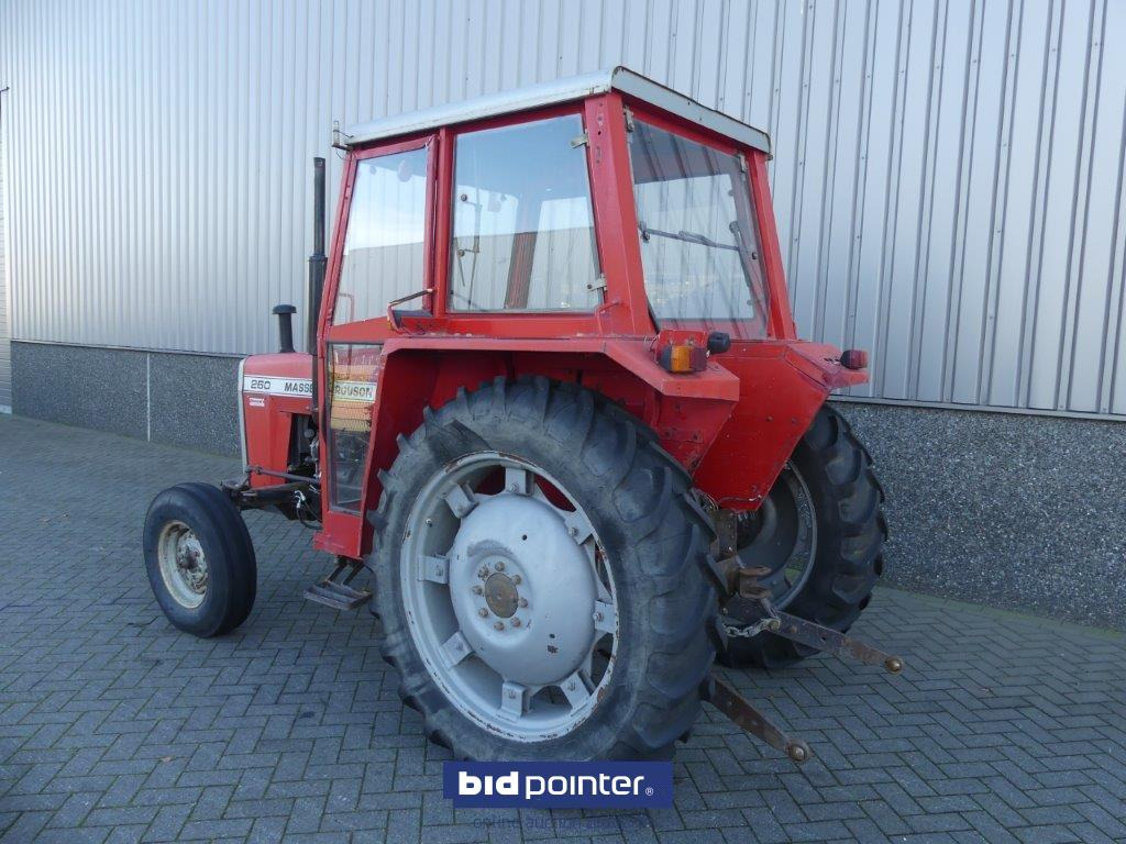 Massey Ferguson 260 with 4226 Hours and powersteering - Трактор: фото 4 Massey Ferguson 260 with 4226 Hours and powersteering - Трактор: фото 4