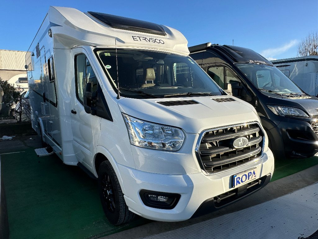 ETRUSCO T 7.3 SCF - Полуинтегрированный автодом: фото 1 ETRUSCO T 7.3 SCF - Полуинтегрированный автодом: фото 1