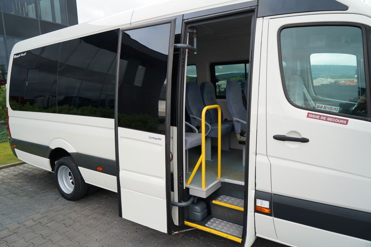 Автобус Volkswagen CRAFTER / EURO 5 / MANUAL / SPROWADZONY: фото 28 Автобус Volkswagen CRAFTER / EURO 5 / MANUAL / SPROWADZONY: фото 28