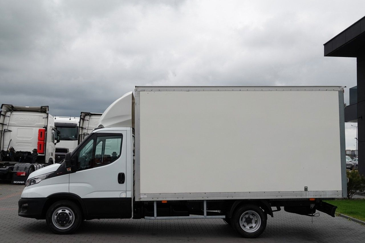 Iveco DAILY 3,0 D / KONTENER / 2020 ROK /BLIŹNIAK / SP - Фургон-рефрижератор: фото 3 Iveco DAILY 3,0 D / KONTENER / 2020 ROK /BLIŹNIAK / SP - Фургон-рефрижератор: фото 3