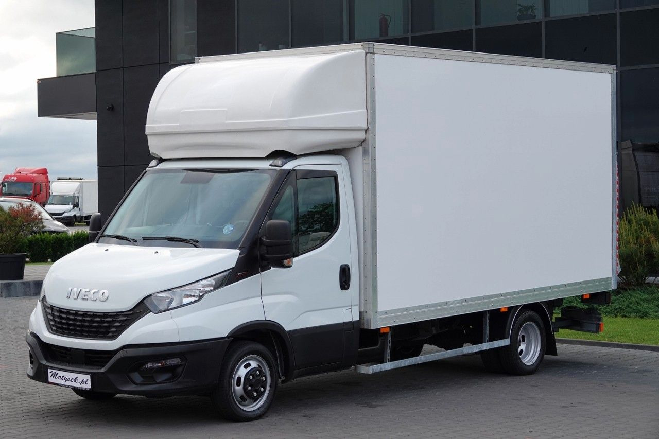 Iveco DAILY 3,0 D / KONTENER / 2021 / BLIŹNIAK / WINDA - Фургон-рефрижератор: фото 3 Iveco DAILY 3,0 D / KONTENER / 2021 / BLIŹNIAK / WINDA - Фургон-рефрижератор: фото 3