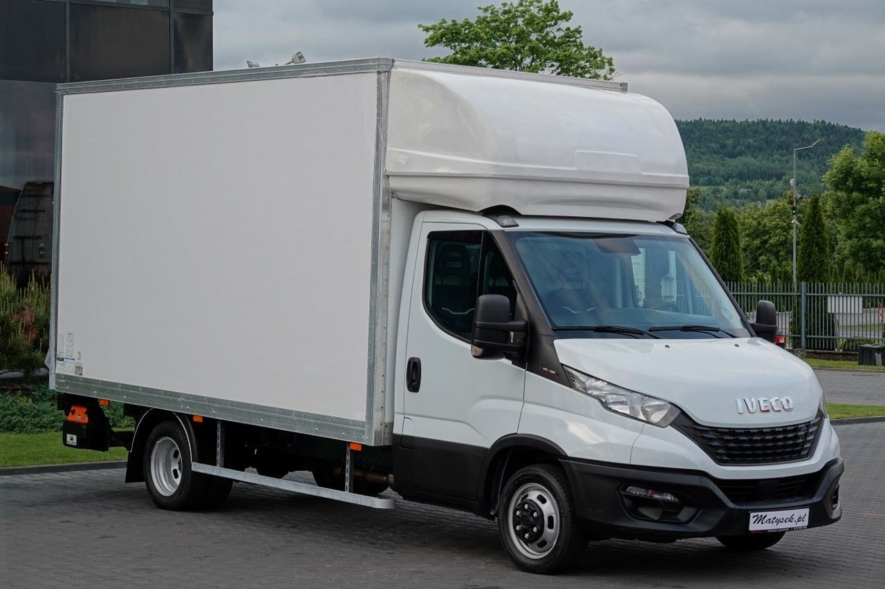 Iveco DAILY 3,0 D / KONTENER / 2021 / BLIŹNIAK / WINDA - Фургон-рефрижератор: фото 1 Iveco DAILY 3,0 D / KONTENER / 2021 / BLIŹNIAK / WINDA - Фургон-рефрижератор: фото 1