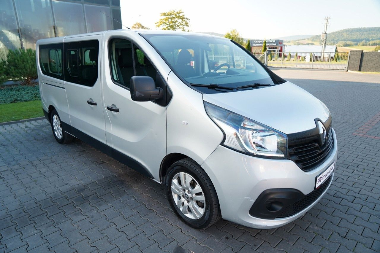 Renault TRAFIC 125 DCI / BUS / 9 MIEJSC / 2017 ROK / PO - Пассажирский фургон: фото 5 Renault TRAFIC 125 DCI / BUS / 9 MIEJSC / 2017 ROK / PO - Пассажирский фургон: фото 5