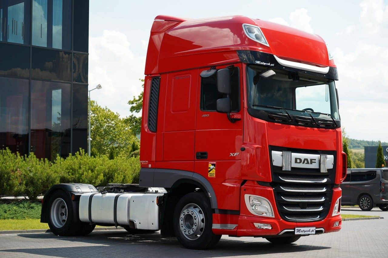 DAF XF 480 / LOW DECK / MEGA / 2021 / SSC / PO ZŁOTY - Тягач: фото 1 DAF XF 480 / LOW DECK / MEGA / 2021 / SSC / PO ZŁOTY - Тягач: фото 1