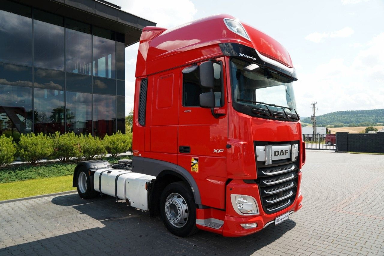 DAF XF 480 / LOW DECK / MEGA / 2021 / SSC / PO ZŁOTY - Тягач: фото 3 DAF XF 480 / LOW DECK / MEGA / 2021 / SSC / PO ZŁOTY - Тягач: фото 3