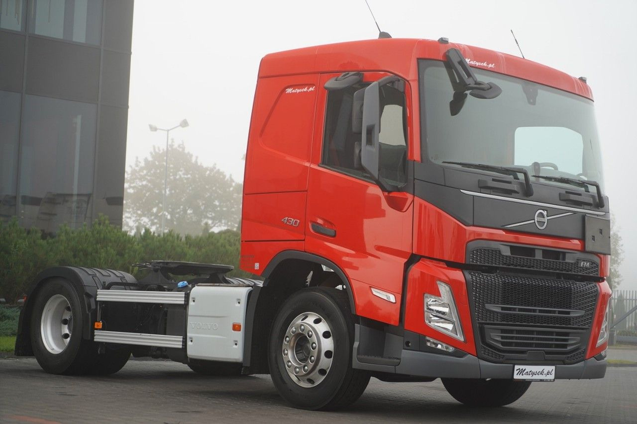 Volvo FM 430 / PEŁNY ADR / WAGA: 6 500 KG / NISKA KABI - Тягач: фото 1 Volvo FM 430 / PEŁNY ADR / WAGA: 6 500 KG / NISKA KABI - Тягач: фото 1