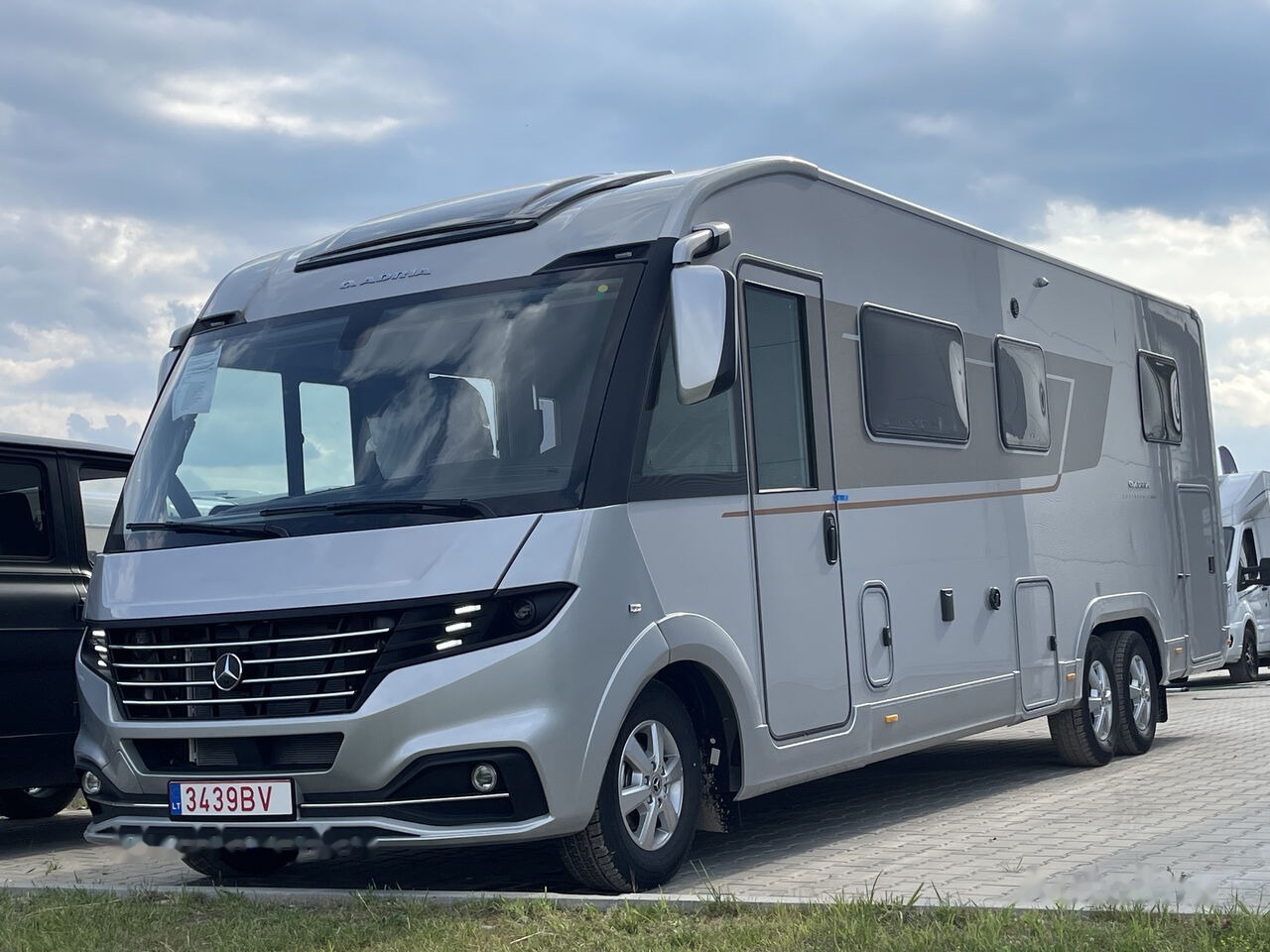 Adria Super Sonic 890LC - Интегрированный автодом: фото 2 Adria Super Sonic 890LC - Интегрированный автодом: фото 2