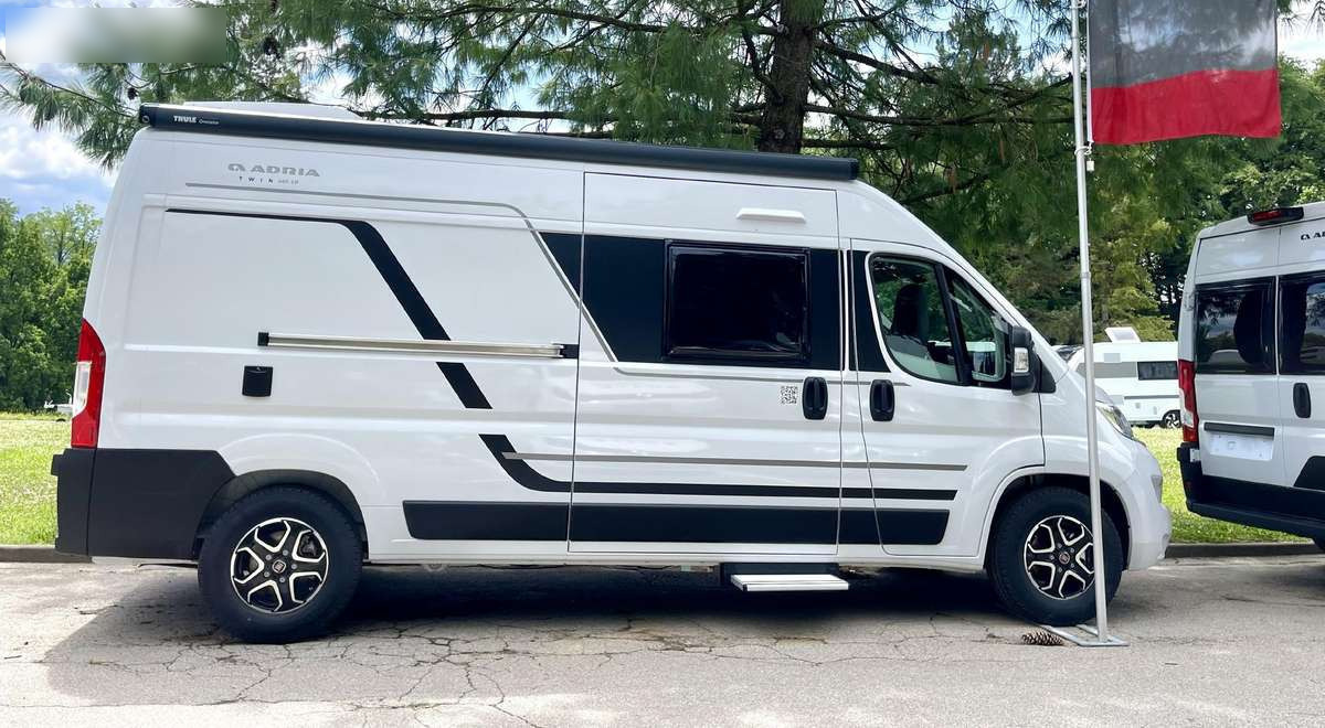 Adria Twin 600 SP Family - Кастенваген: фото 1 Adria Twin 600 SP Family - Кастенваген: фото 1