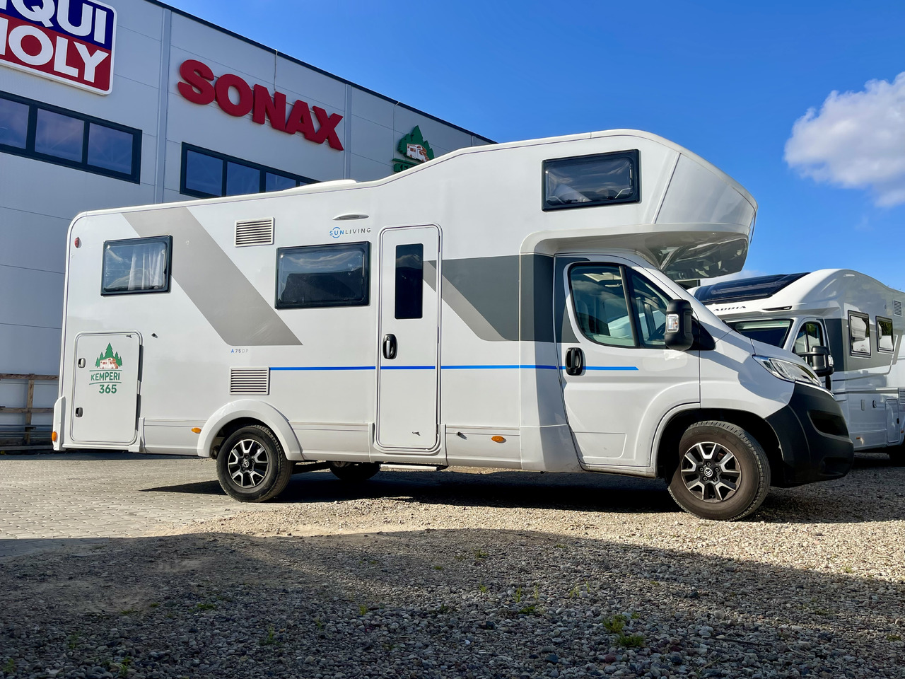 SUN LIVING A 75DP - Альковный автодом: фото 2 SUN LIVING A 75DP - Альковный автодом: фото 2