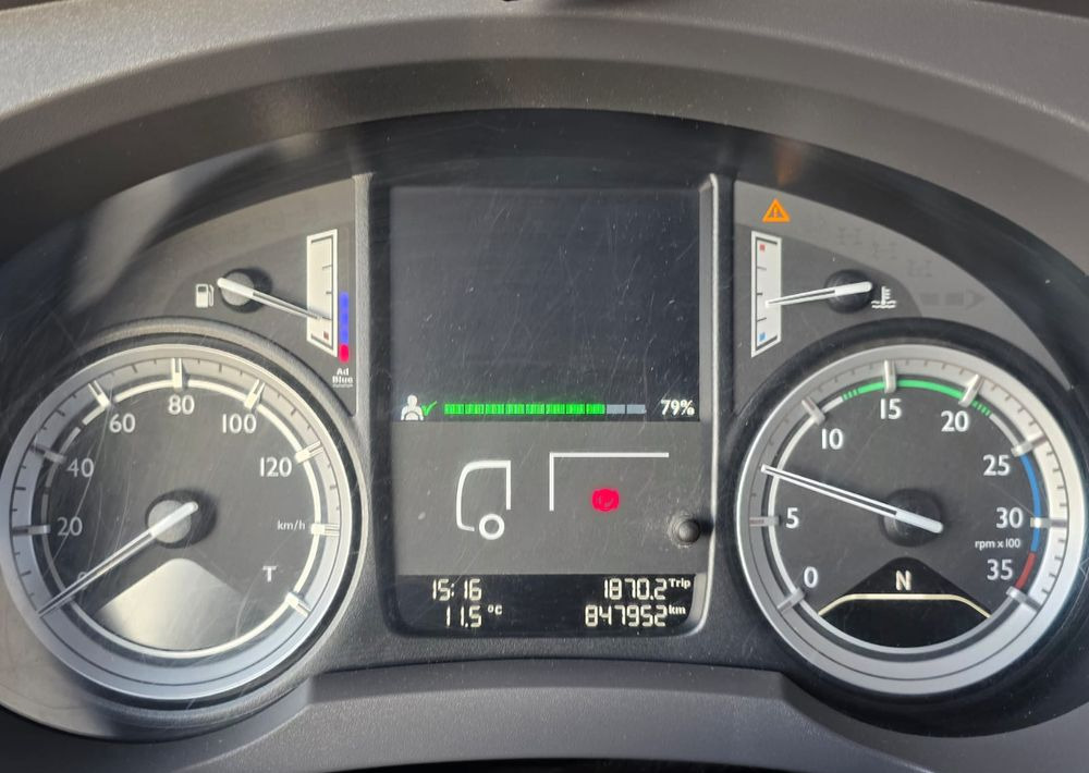 Тентованный грузовик DAF LF 290 / WINDA / 16TON DMC / 3M WYSOKOŚĆ / JUMBO /  FIRANKA / SYPIALKA / AUTOMAT / JEDEN WŁAŚCICIE  / EURO 6 / 2017/ SPROWADZONY / 19 PALET / DUŻA ŁADOWNOŚĆ /: фото 18