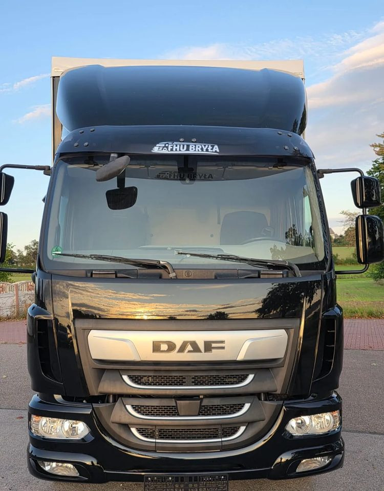 DAF LF 290 / WINDA / 16TON DMC / FIRANKA / SYPIALKA / AUTOMAT / JEDEN WŁAŚCICIE / EURO 6 / 2019 / SPROWADZONY / 20PALET / NISKI PRZEBIEG / DUŻA ŁADOWNOŚĆ / JAK NOWY - Тентованный грузовик: фото 3 DAF LF 290 / WINDA / 16TON DMC / FIRANKA / SYPIALKA / AUTOMAT / JEDEN WŁAŚCICIE / EURO 6 / 2019 / SPROWADZONY / 20PALET / NISKI PRZEBIEG / DUŻA ŁADOWNOŚĆ / JAK NOWY - Тентованный грузовик: фото 3
