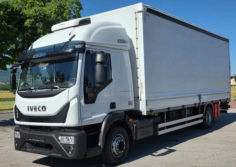 Iveco EUROCARGO 160E320/FIRANKA/WINDA/AUTOMAT/NISKI PRZEBIEG/E6/SPROWADZONY/PIERWSZY WŁAŚCICIEL - Тентованный грузовик: фото 1 Iveco EUROCARGO 160E320/FIRANKA/WINDA/AUTOMAT/NISKI PRZEBIEG/E6/SPROWADZONY/PIERWSZY WŁAŚCICIEL - Тентованный грузовик: фото 1