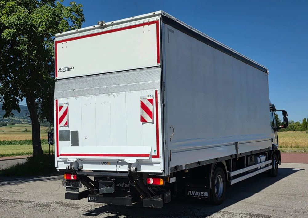 Iveco EUROCARGO 160E320/FIRANKA/WINDA/AUTOMAT/NISKI PRZEBIEG/E6/SPROWADZONY/PIERWSZY WŁAŚCICIEL - Тентованный грузовик: фото 4 Iveco EUROCARGO 160E320/FIRANKA/WINDA/AUTOMAT/NISKI PRZEBIEG/E6/SPROWADZONY/PIERWSZY WŁAŚCICIEL - Тентованный грузовик: фото 4