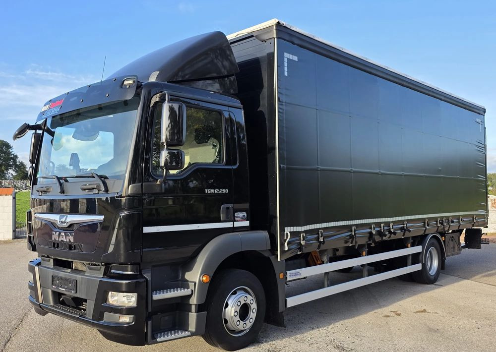 MAN TGM 12.290 / 15.290 / E6/ FIRANKA /BOCZNE DRZWI / BURTO-FIRANKA / 18PALET / WINDA / NISKI PRZEBIEG / 2018/ CAŁY NA PODUSZKACH / SERWISOWANY - Тентованный грузовик: фото 1 MAN TGM 12.290 / 15.290 / E6/ FIRANKA /BOCZNE DRZWI / BURTO-FIRANKA / 18PALET / WINDA / NISKI PRZEBIEG / 2018/ CAŁY NA PODUSZKACH / SERWISOWANY - Тентованный грузовик: фото 1
