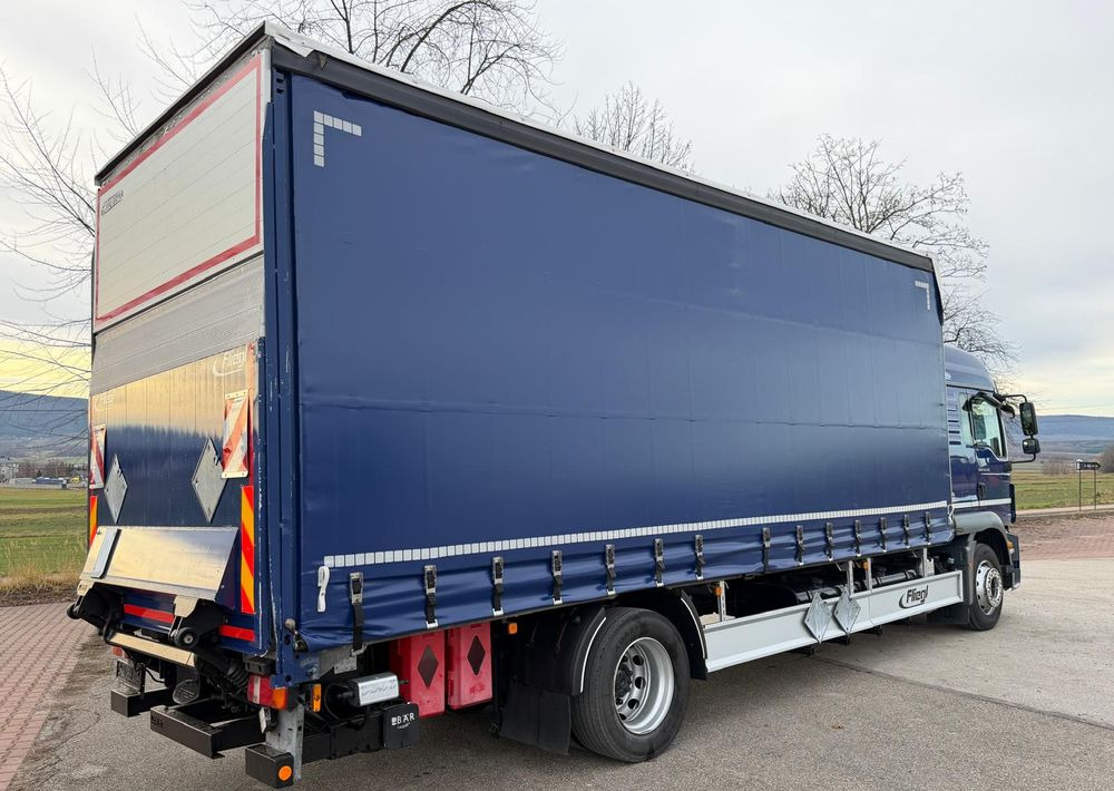 Тентованный грузовик MAN TGM 18.340 / FIRANKA / LIFT / SPROWADZONY / KLIMA POSTOJOWA / 2017 /  9700 ŁADOWNOŚĆ / AUTOMAT / 18 PALET / E6 /  WINDA /: фото 18