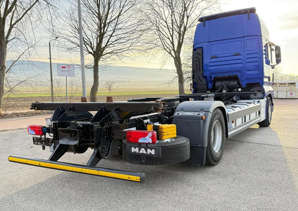 MAN TGX 18.430/SPROWADZONY/DO ŻYWCA/DO BYDŁA/2020/KLIMA POSTOJOWA/SERWISOWANY/JAK NOWY/NISKI PRZEBIEG/RAMA/BDF/E6 - Грузовик-шасси: фото 5 MAN TGX 18.430/SPROWADZONY/DO ŻYWCA/DO BYDŁA/2020/KLIMA POSTOJOWA/SERWISOWANY/JAK NOWY/NISKI PRZEBIEG/RAMA/BDF/E6 - Грузовик-шасси: фото 5