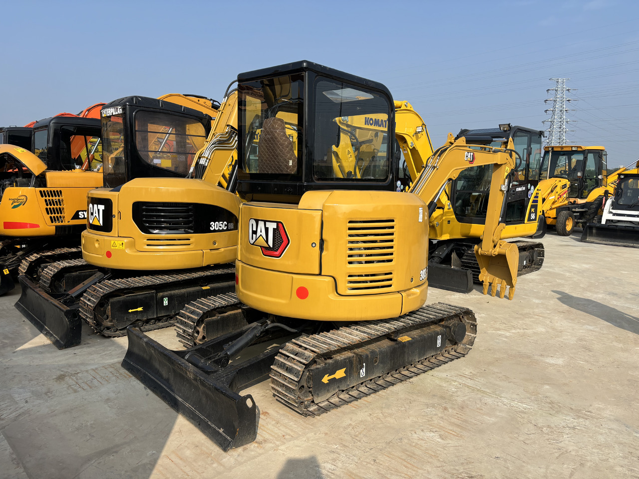 CATERPILLAR CAT303.5E - Мини-экскаватор: фото 1 CATERPILLAR CAT303.5E - Мини-экскаватор: фото 1