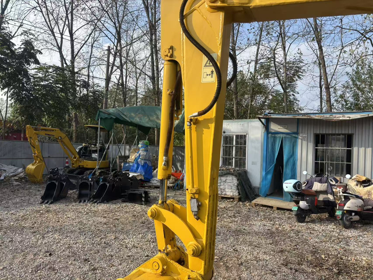 KOMATSU PC55MR-3 - Мини-экскаватор: фото 4 KOMATSU PC55MR-3 - Мини-экскаватор: фото 4