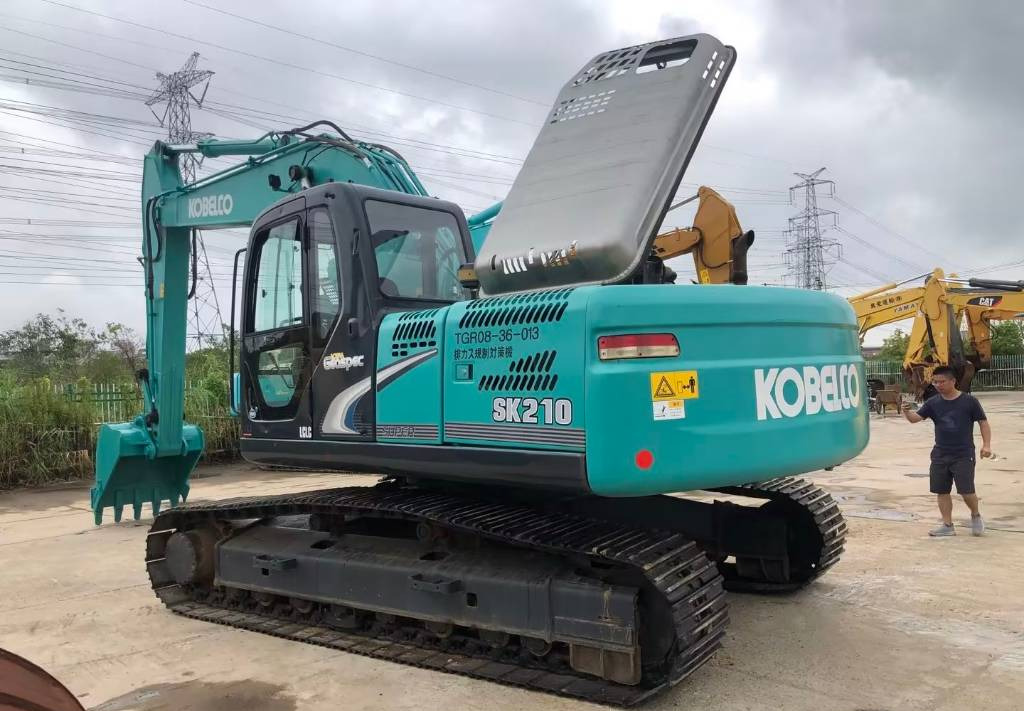 Гусеничный экскаватор Kobelco SK 210-8: фото 9