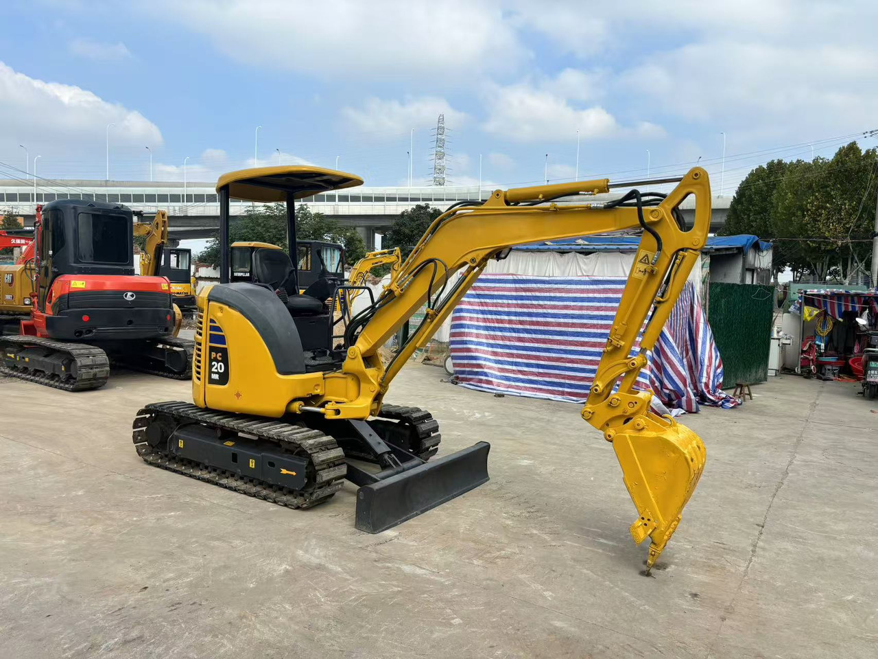 Komatsu Komatsu 20, Komatsu 20 - Мини-экскаватор: фото 3 Komatsu Komatsu 20, Komatsu 20 - Мини-экскаватор: фото 3