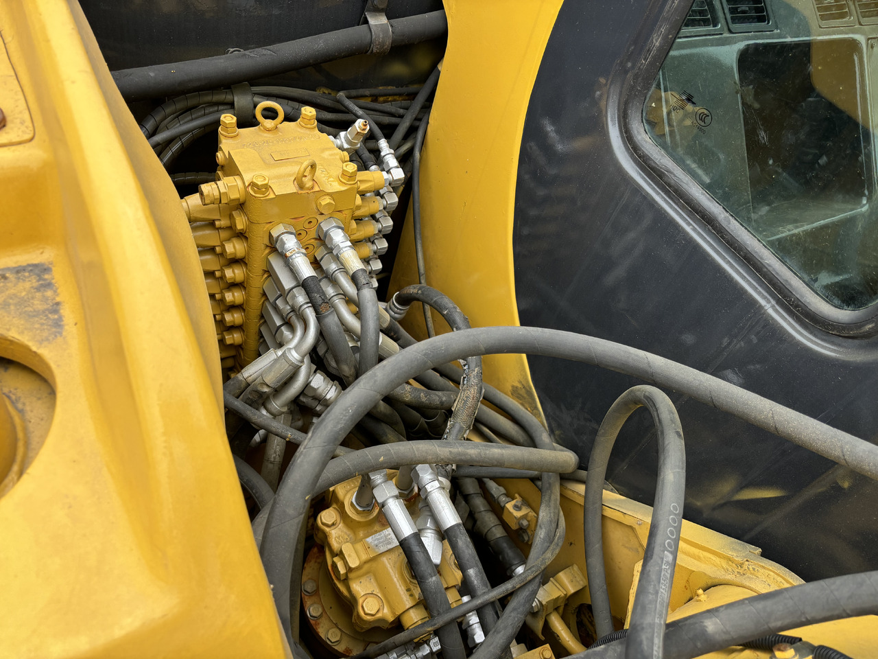 Komatsu PC 60-7 - Мини-экскаватор: фото 5 Komatsu PC 60-7 - Мини-экскаватор: фото 5