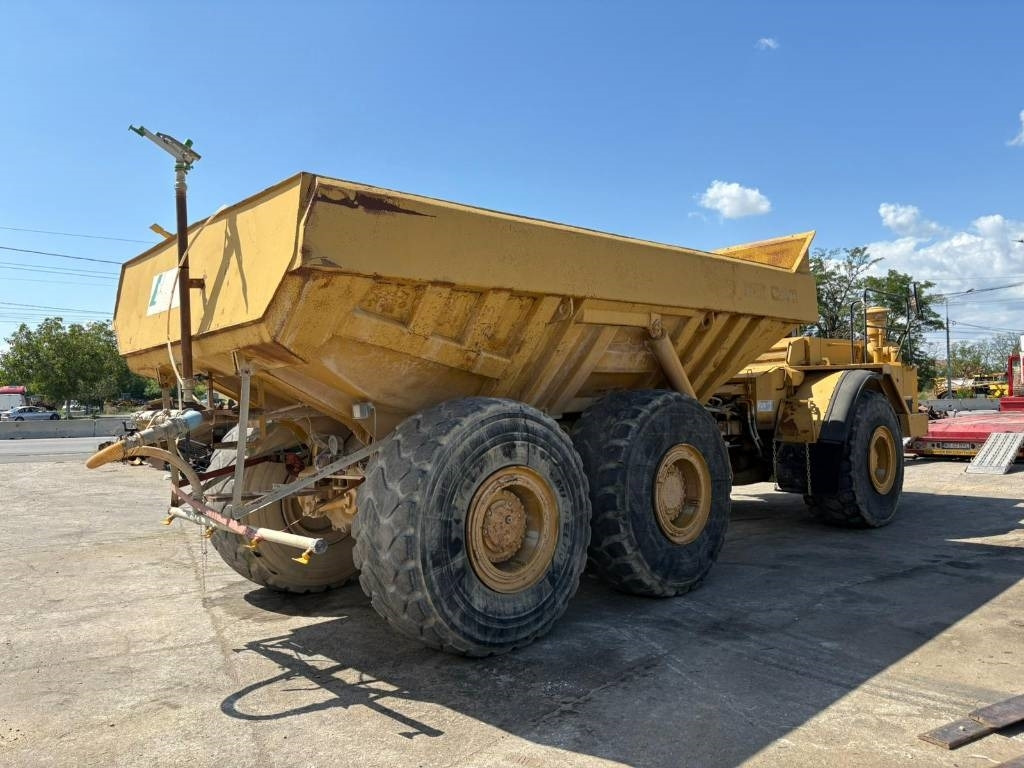 CAT D 350 C - Сочленённый самосвал: фото 5 CAT D 350 C - Сочленённый самосвал: фото 5