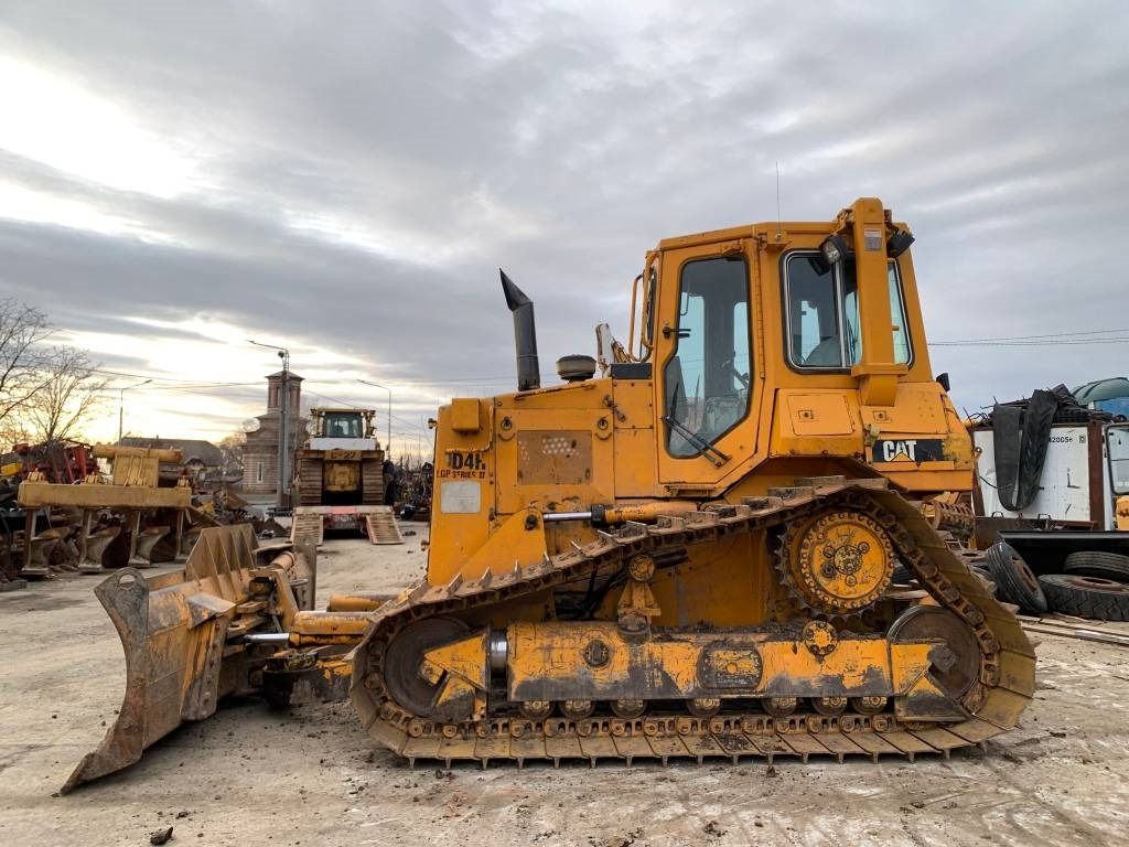 CAT D 4 H LGP II - Бульдозер: фото 2 CAT D 4 H LGP II - Бульдозер: фото 2