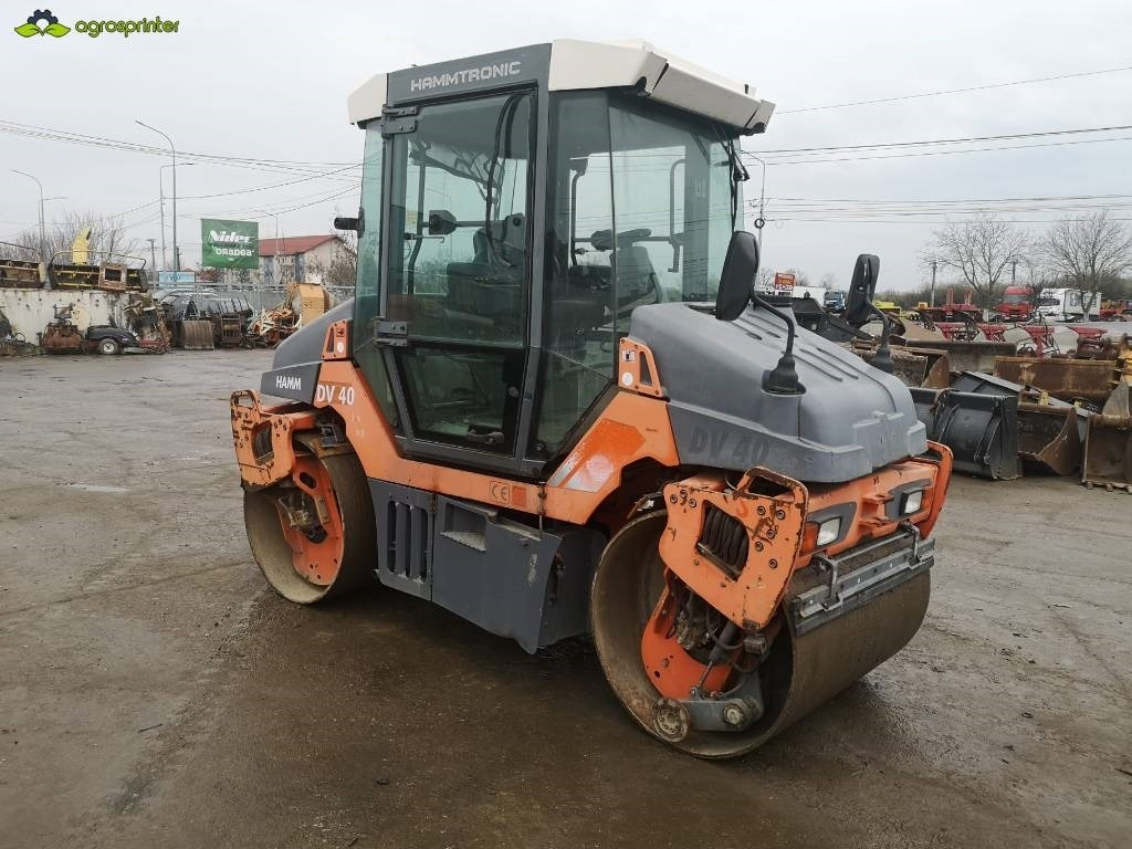 Hamm DV 40 VV - Дорожный каток: фото 1 Hamm DV 40 VV - Дорожный каток: фото 1