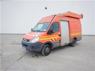 Iveco Daily 50C15 - Цельнометаллический фургон: фото 1 Iveco Daily 50C15 - Цельнометаллический фургон: фото 1