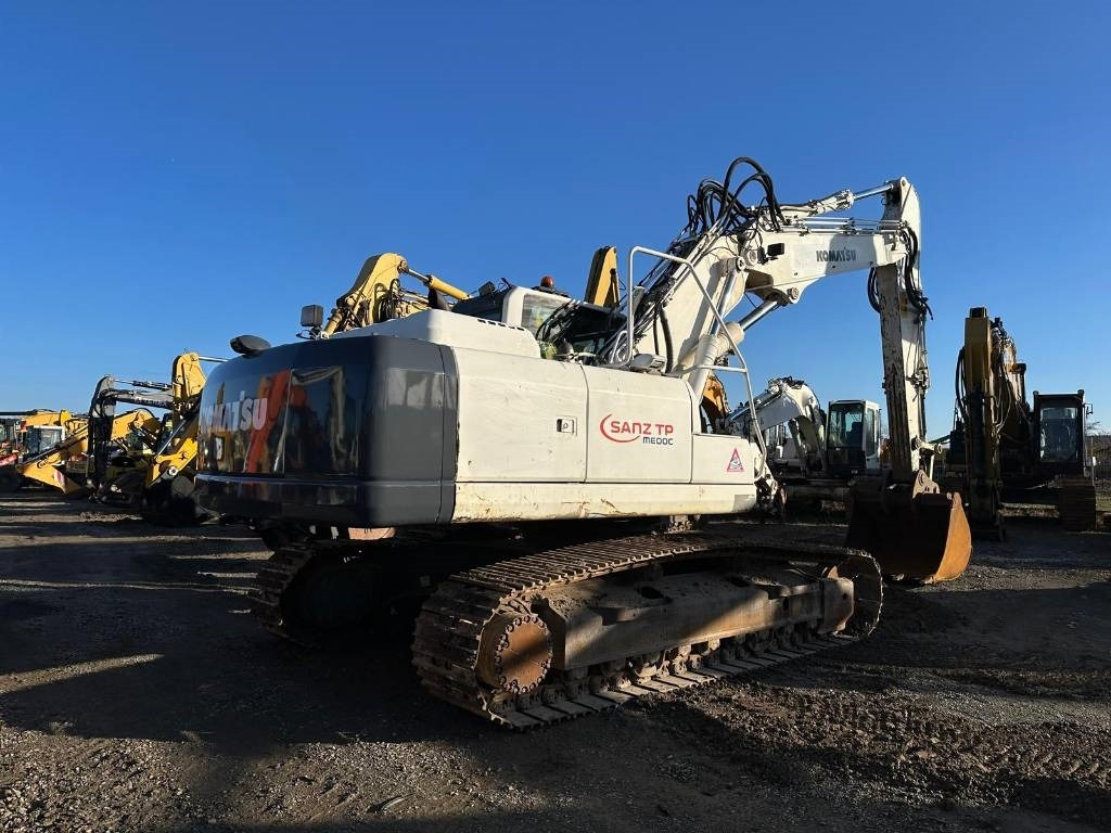 Komatsu PC 240 NLC-8 - Гусеничный экскаватор: фото 3 Komatsu PC 240 NLC-8 - Гусеничный экскаватор: фото 3