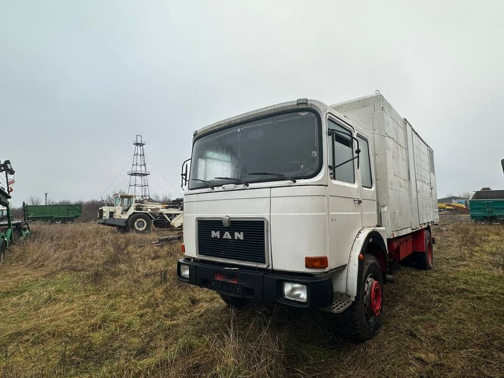 MAN Pressure Washer 19.321 - Коммунальная/ Специальная техника, Грузовик с закрытым кузовом: фото 5 MAN Pressure Washer 19.321 - Коммунальная/ Специальная техника, Грузовик с закрытым кузовом: фото 5