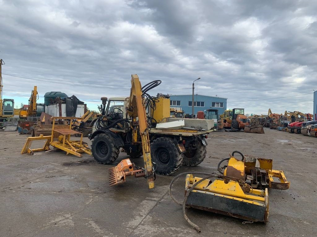 Mercedes-Benz 406A - Коммунальная/ Специальная техника: фото 2 Mercedes-Benz 406A - Коммунальная/ Специальная техника: фото 2